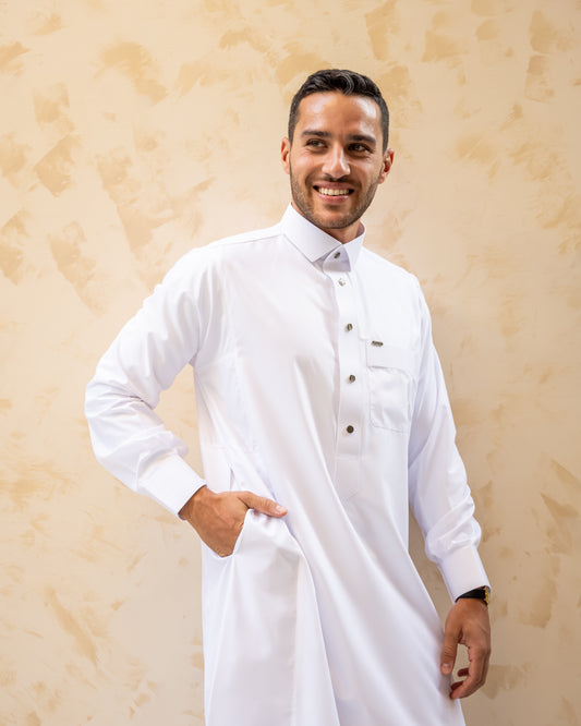 ثوب أبيض