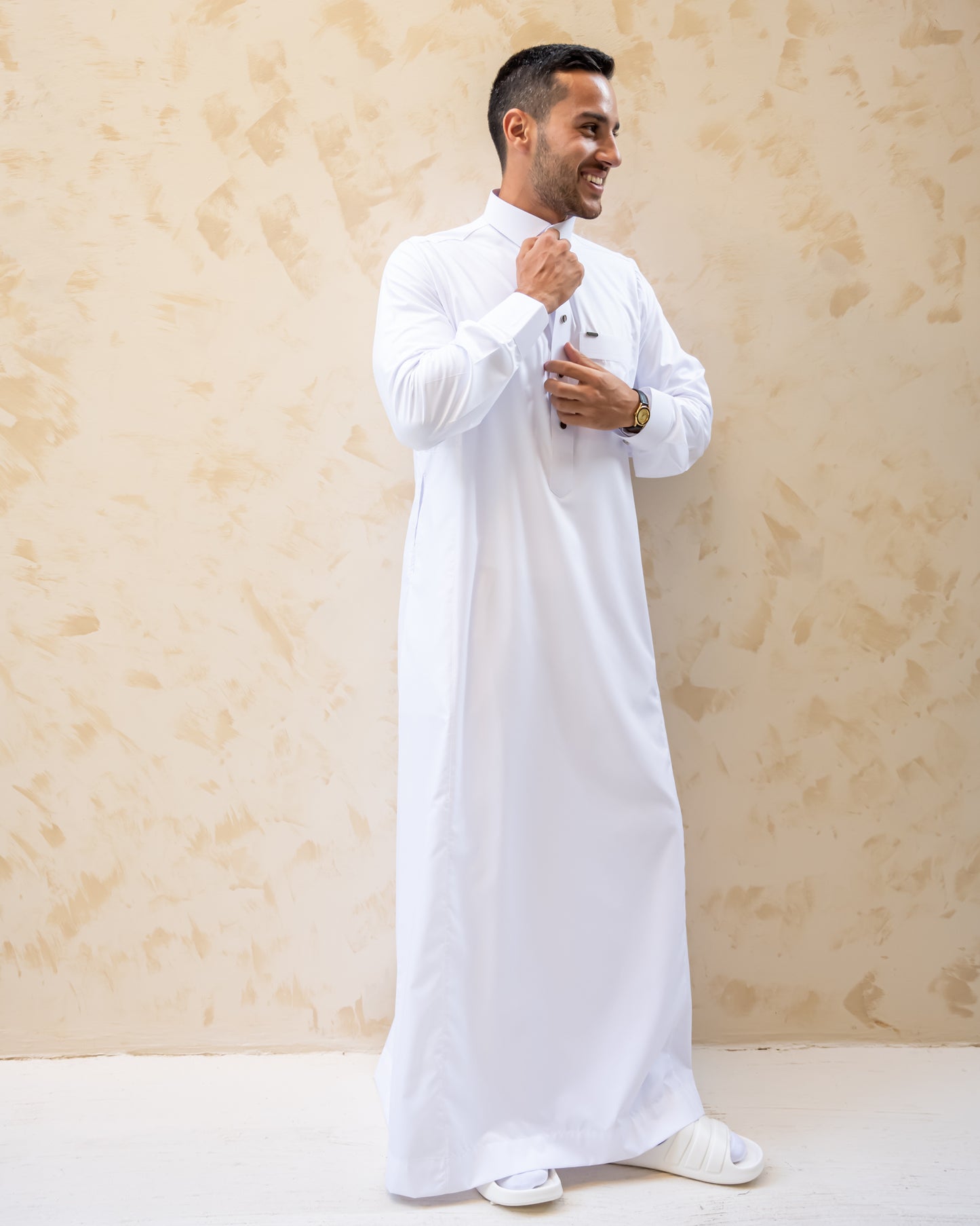ثوب أبيض